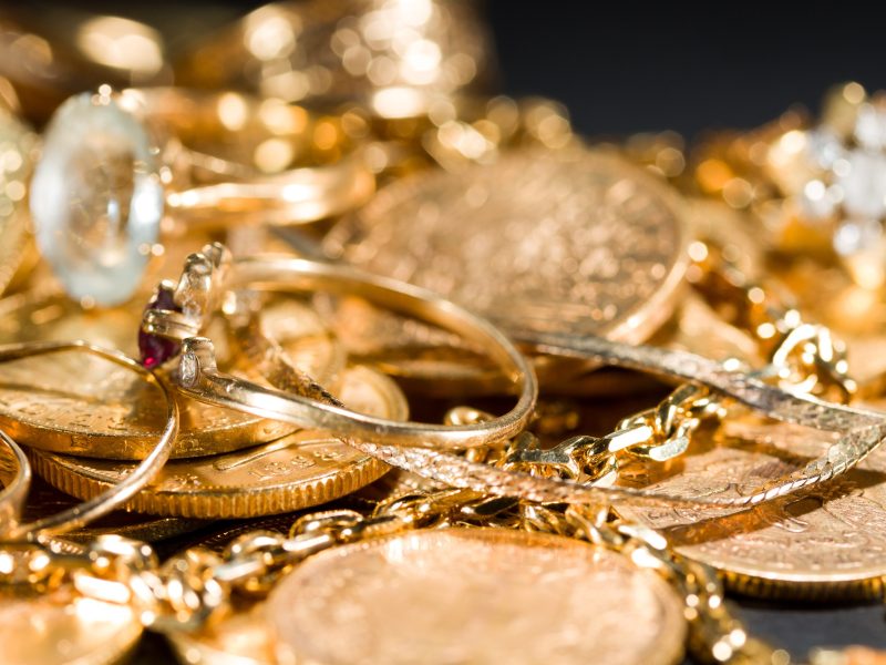 Transforming Assets into Cash: A Guide to Gold Loans for Low Credit
